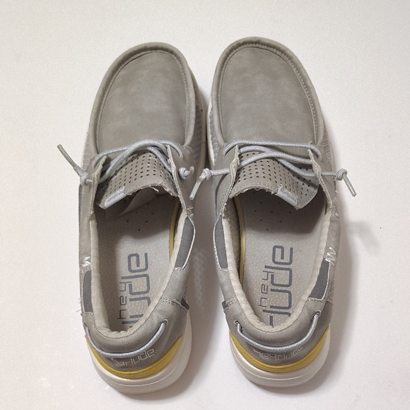 Hey Dude Welsh Grip Shoe Men's Light Gray Size 10 - Picture 2 of 8
